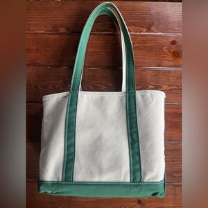 L.L. Bean Medium Boat and Tote Zipper Top Long Handles Green Canvas